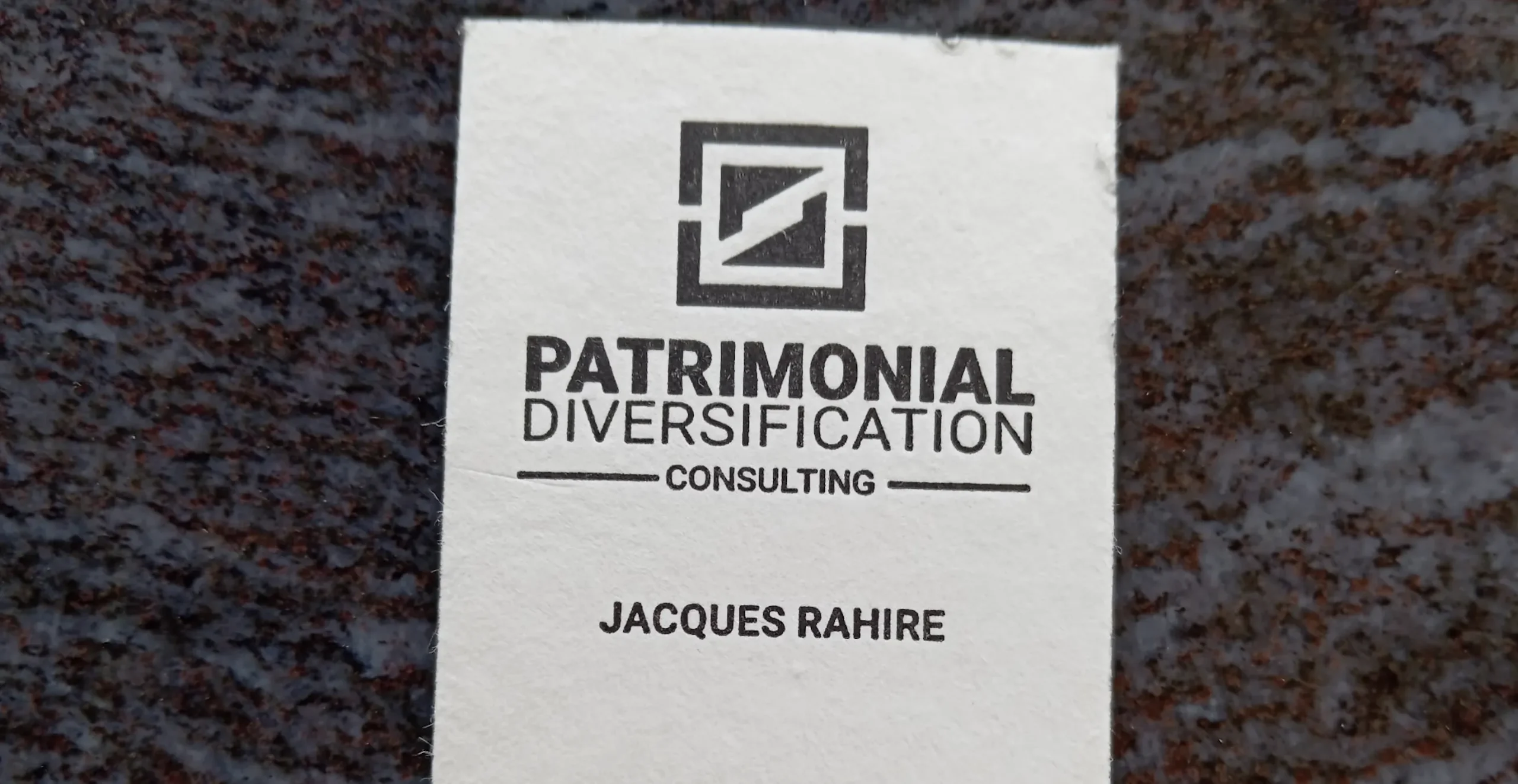 Jacques Rahire a recruté pour Thomas Lloyd et Asia Plantation Capital