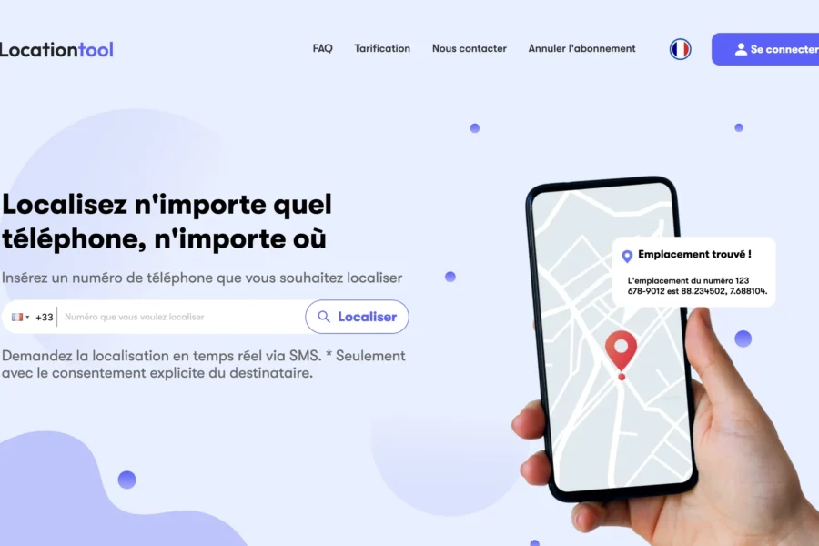 Capture d'un site internet nommé LocationTool promettant de localiser n'importe quel téléphone, illustré par une main tenant un smartphone avec une carte.