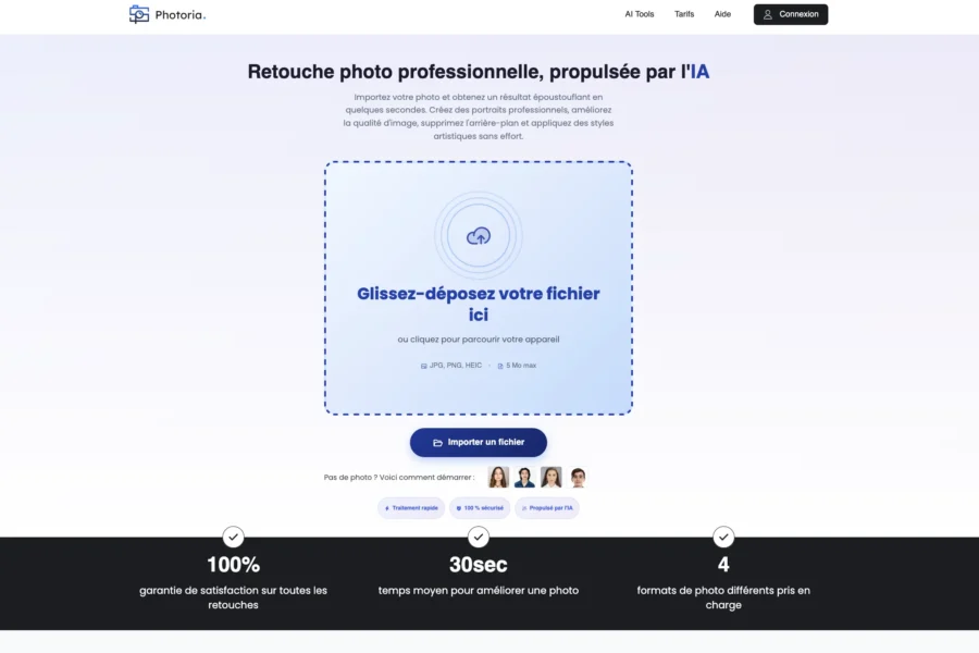 Interface de la plateforme Photofy avec une zone de dépôt de fichier et des chiffres clés de performance.