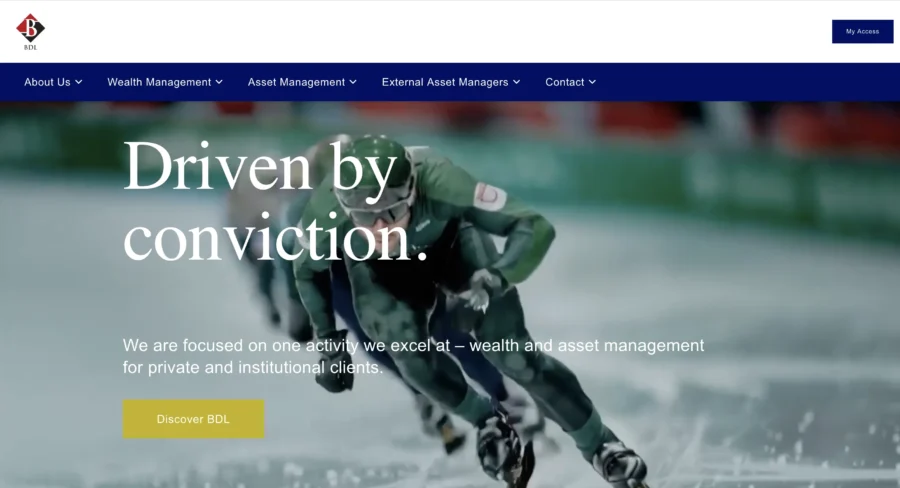 Moteur de moto de vitesse sur une page web avec le slogan Driven by conviction et des menus en anglais.