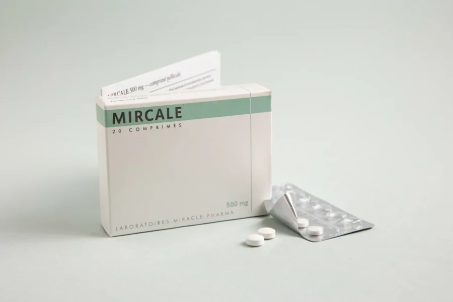 Emballage du produit Mircale avec blister de comprimés et boîte d'origine.
